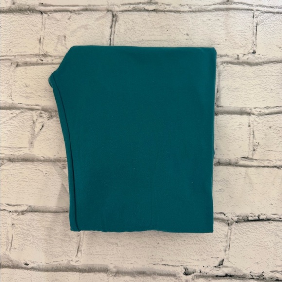 New! Women’s Lularoe solid teal colored leggings OS - Picture 1 of 1